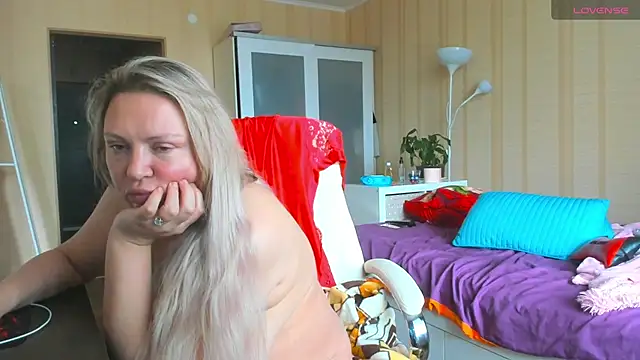 Živý XXX chat PamHardFuck
