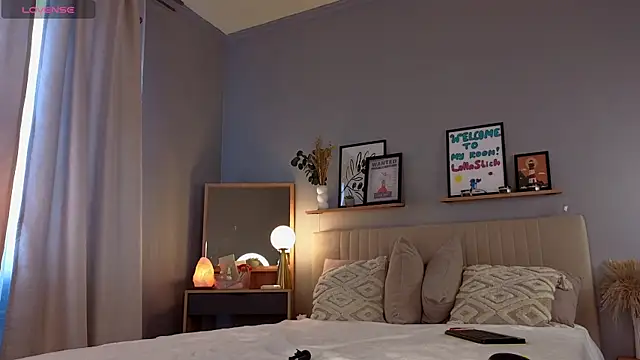 LollaStich's Webcam Show