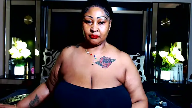 MONSTERTITS44DDD Live XXX-Chat