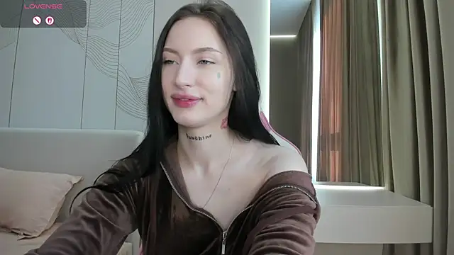 JenniferQueen11 即時 XXX 聊天