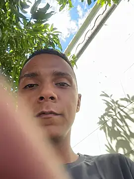 hotboyluxe Шоу с уебкамера