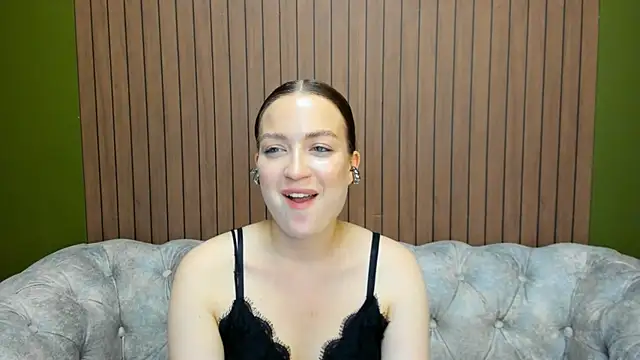 Mila_Richardson Chat XXX live