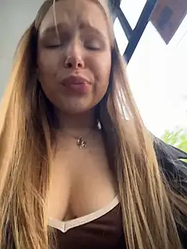 Liza_risky Obrolan Langsung XXX