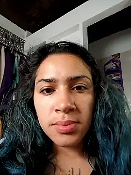 Živý XXX chat Little_Doll25