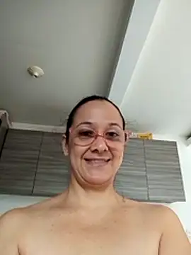 nicolle_milf1978 Live XXX-chat