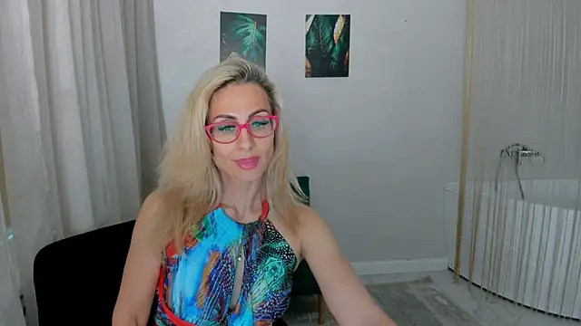 MuseOfStage's Live XXX Chat