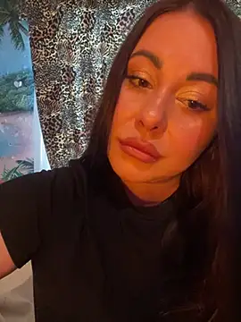 DaisyStreet Live XXX-chat