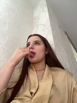 Immy_Megan Adlı Modelin Canlı XXX Sohbeti