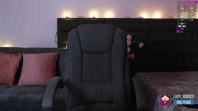 kathieandpovcock1 Adlı Modelin Canlı XXX Sohbeti