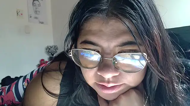 XXX chat uživo modela viccky_vick