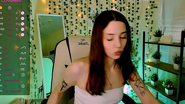 CharliGrace_ Chat XXX in diretta