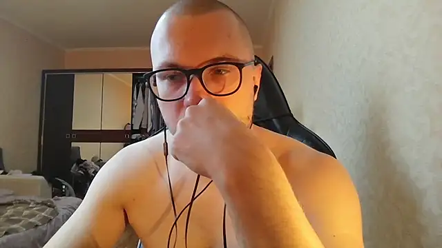 k8mura Webcam Show
