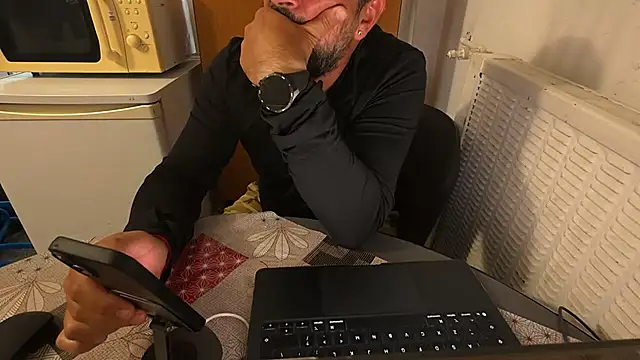 TARKAN1 – Live XXX-chat