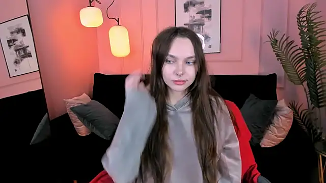 ChloeSunny: онлайн-секс-чат
