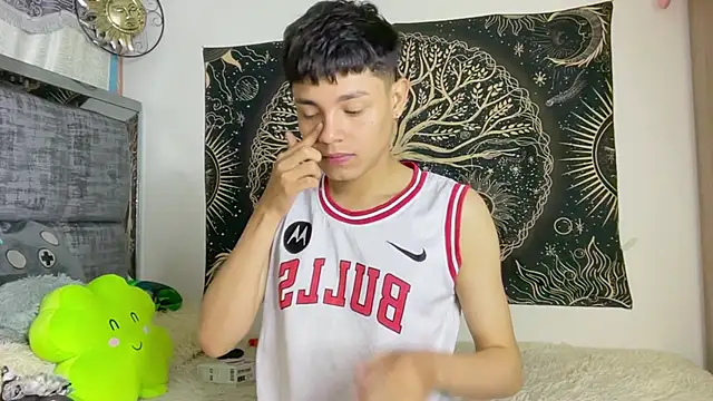 Andy_Belier23 Obrolan Langsung XXX