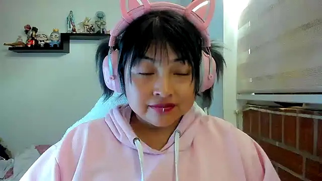 Shaddycute_: в ебкам-шоу