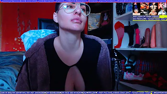 Chat XXX en directo de cuminmenowbbyx