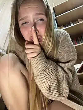 دردشة Liza_risky الجنسية المباشرة