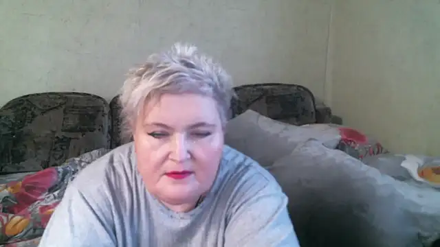 Lana555 – Naživo XXX chat