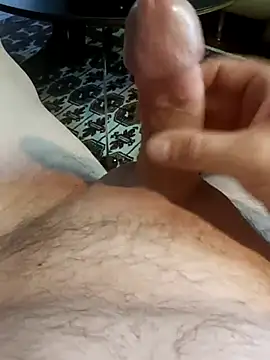 massive_cumのウェブカメラショー