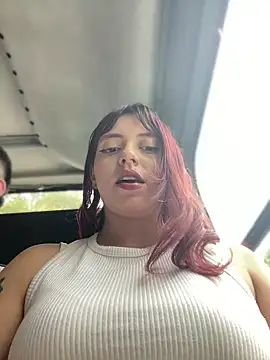 RojitasTeaseX_ Show in webcam