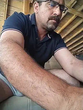 masculine_bear_daddy Adlı Modelin Web Kamerası Şovu