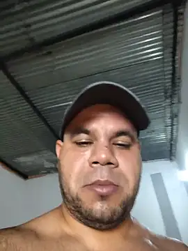 EvertmanBear Webcamshow