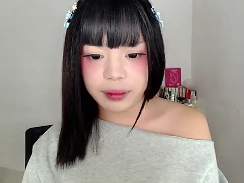 Pumi_akiko Show in webcam