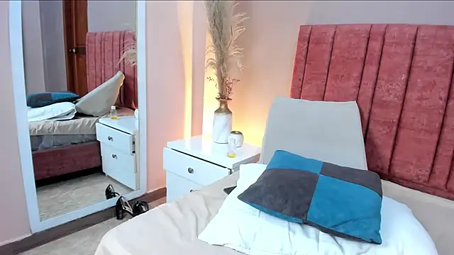 Chat XXX en directo de JazminDluxe