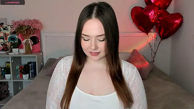 LittleKiitten লাইভ XXX চ্যাট