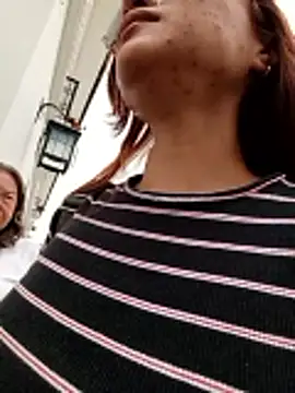 Leticia_Hinkley_のライブXXXチャット