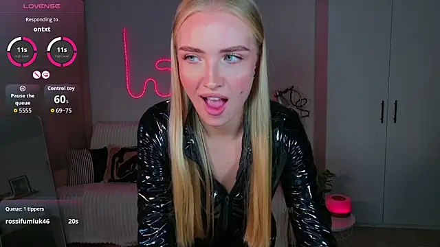 TessaGrays' Live XXX Chat