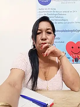 Catalina--14 Live XXX-Chat
