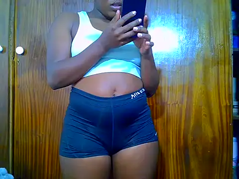 Chatroom XXX en direct de SweetHoney21_