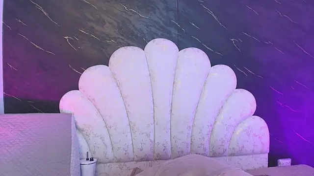 Czat XXX na żywo – _MiaBrown_