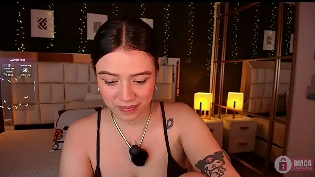 צ'אט XXX בשידור חי של emmy_wattsoon