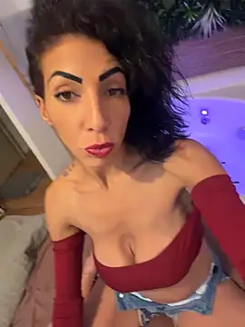 Yasmiinee Webcam-Show