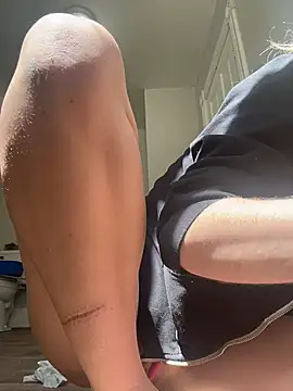 SeccySerena Adlı Modelin Canlı XXX Sohbeti