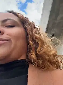 Chat +18 de Chloe_Leaozinho ao vivo