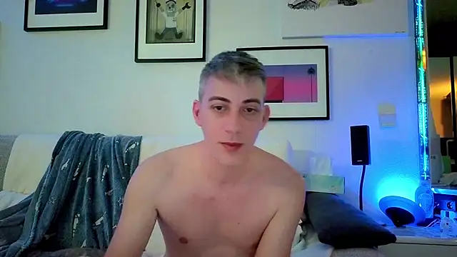 1Hugo1 Live XXX-Chat