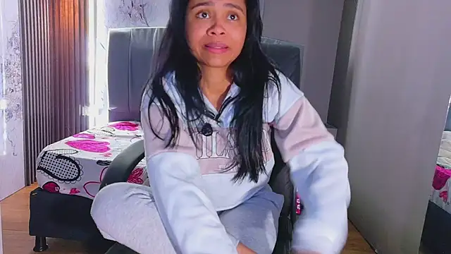 Kristall_06 élő XXX-chatje