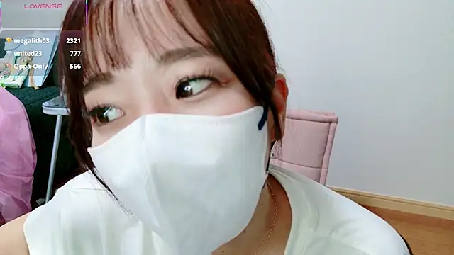 Rio_chan_ Chat XXX in diretta