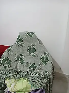 غرفة دردشة Emily_Divi69 المباشرة