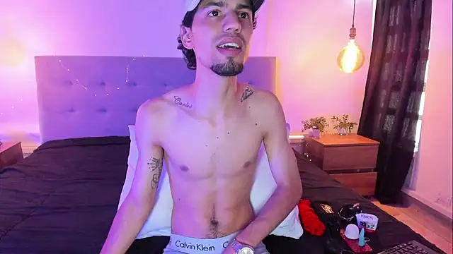 Вебкам-шоу MichaelEvanss_