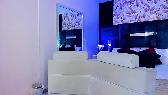 دردشة LolaGray__ الجنسية المباشرة