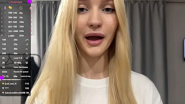 Chat +18 de MelissaEvenns ao vivo