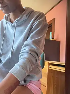 MaaMaa98's Webcam Show