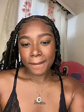 AinaraSaenz's Webcam Show