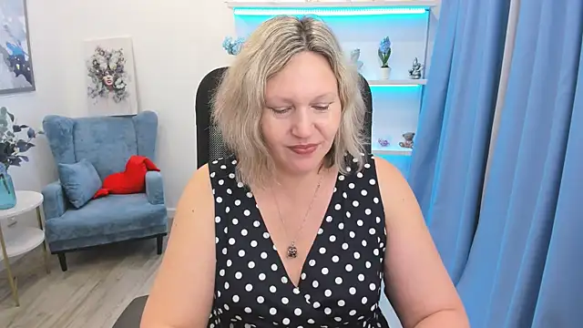 NinaStarle – Live XXX-chat