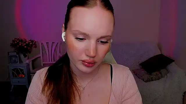 Živý XXX chat MishkaMe